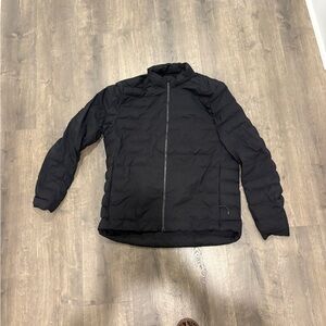 Lululemon Men's Black Puffer Jacket